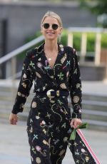 VOGUE WILLIAMS Out with Her Dog in Leeds 10/08/2021