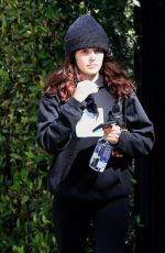 ZOEY DEUTCH Leaves Pilates Class in West Hollywood 10/26/2021