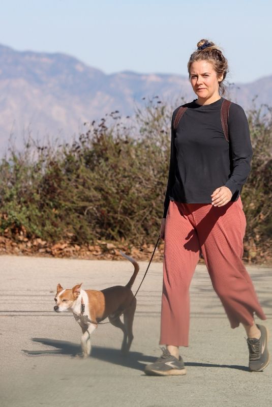 ALICIA SILVERSTONE Out Hikinig with Her Dog in Hollywood Hills 11/26/2021