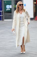 AMANDA HOLDEN Leaves Heart Radio Studios in London 11/08/2021