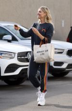 AMANDA KLOOTS Arrives at Dance Practice in Los Angeles 11/19/2021