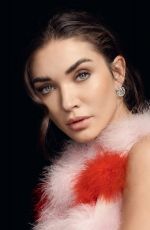 AMY JACKSON for Hello! Fashion Monthly Magazine, December 2021