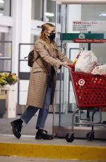 ASHLEE SIMPSON Shopping at Target in Los Angeles 11/23/2021