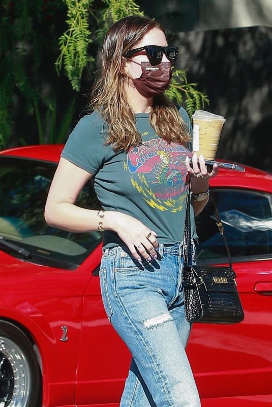 ASHLEY BENSON at Starbucks in Los Feliz 11/11/2021