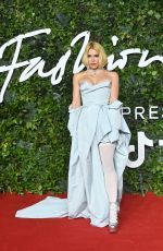 BILLIE PIPER at 2021 British Fashion Awards in London 11/29/2021
