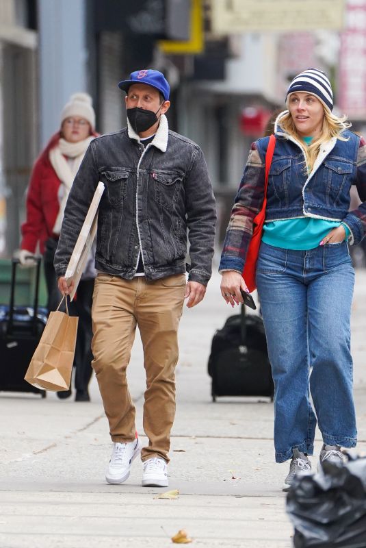 BUSY PHILIPPS and Brad Morris Out in New York 11/22/2021