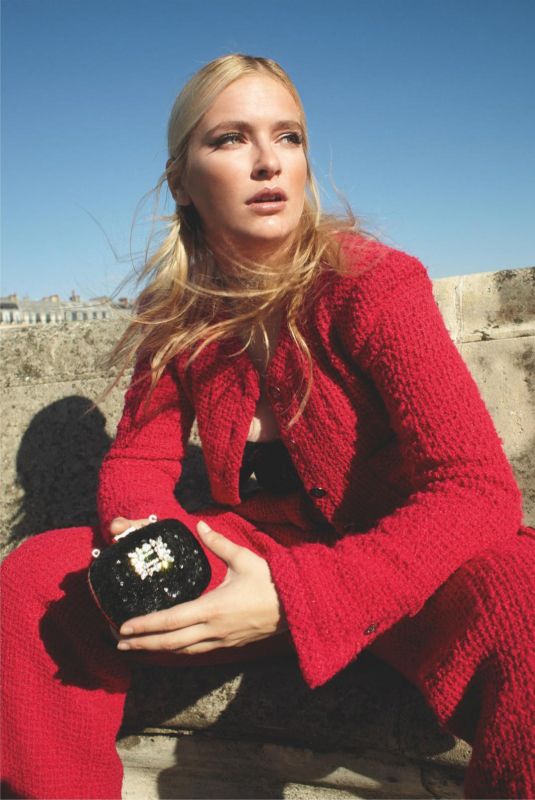 CAMILLE RAZAT for Hola! Fashion Magazine, December 2021