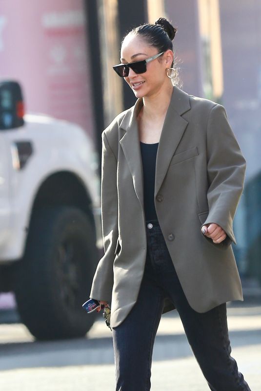 CARA SANTANA Leaves a Nail Salon in West Hollywood 11/08/2021