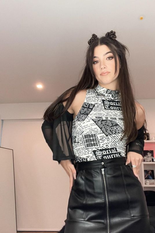 CHARLI D