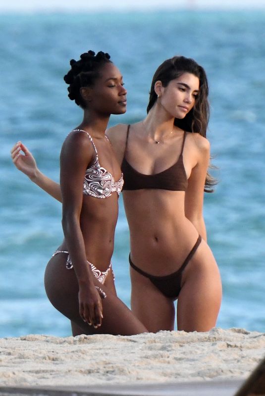 CINDY MELLO at Bikinis Photoshoot in Miami 11/14/2021