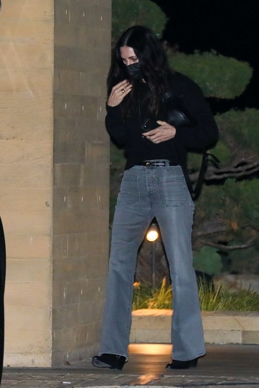 COURTENEY COS Out for a Dinner Date at Nobu in Malibu 11/23/2021
