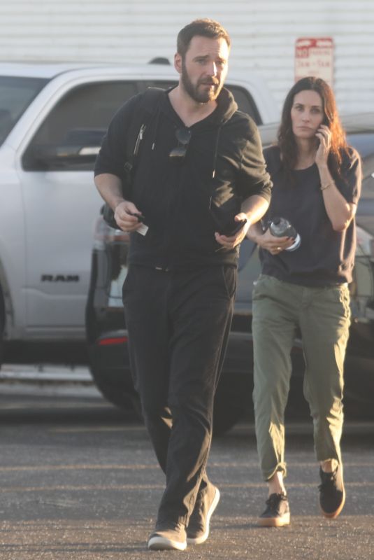 COURTENEY COX and Johnny McDaid at a Flying Lesson on Santa Monica Airport 11/27/2021