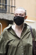 DAKOTA FANNING Out for Lunch in Rome 11/17/2021