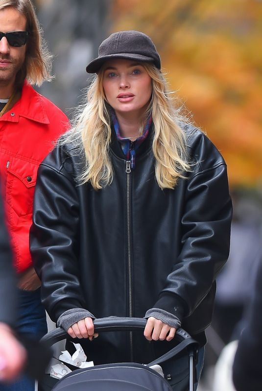 ELSA HOSK and Tom Daly Out and About in New York 11/22/2021
