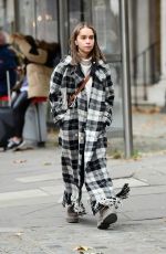 EMILIA CLARKE Out and About in London 11/04/2021