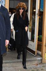 EMILY RATAJKOWSKI Leaves Waterstones on Gower Street in London 11/29/2021