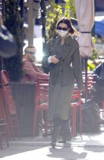 EMILY RATAJKOWSKI Out and About in New York 11/16/2021