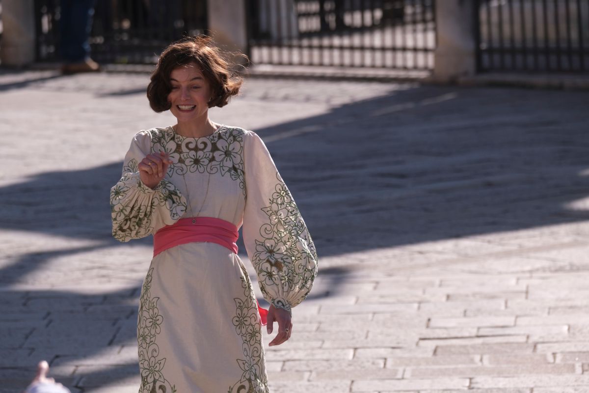 EMMA CORRIN On The Set Of Lady Chatterley s Lover In Venice 11 04 2021 