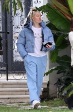 ERIKA JAYNE Shopping for Makeup and New Clothes in Larchmont Village 11/01/2021