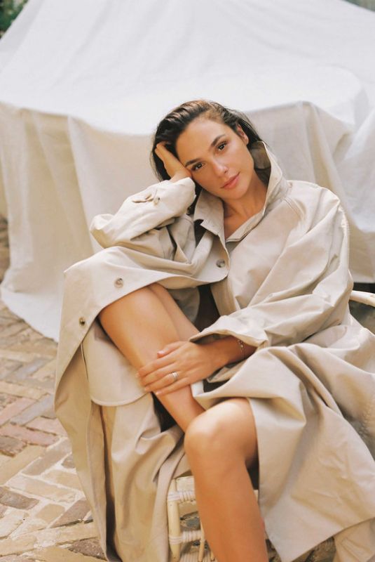 GAL GADOT for Glamor magazine, Mexico November 2021
