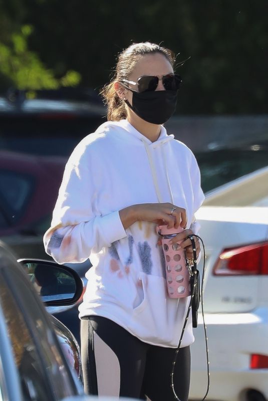 GAL GADOT Heading to a Bookstore in Los Angeles 11/24/2021