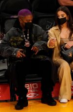 HAILEE STEINFELD at Houston Rockets vs. LA Lakers Game at Staples Center in Los Angeles 11/02/2021