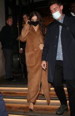 HAILEE STEINFELD Leaves Her Hotel in London 11/10/2021