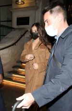 HAILEE STEINFELD Leaves Her Hotel in London 11/10/2021