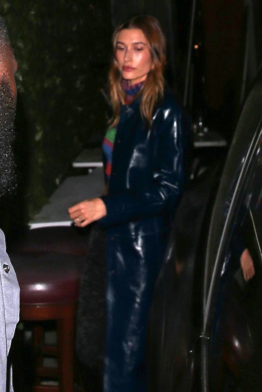 HAILEY BIEBER Leaves Craig