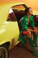 HANDE ERCEL in Instyle Magazine, Turkey November 2021