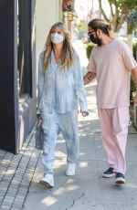 HEIDI KLUM and Tom Kaulitz Out for Furniture Shopping in Los Angeles 11/24/2021