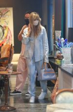 HEIDI KLUM and Tom Kaulitz Out for Furniture Shopping in Los Angeles 11/24/2021