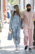 HEIDI KLUM and Tom Kaulitz Out for Furniture Shopping in Los Angeles 11/24/2021