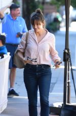 JENNIFER GARNER Arrives at a Spa in Brentwood 11/12/2021