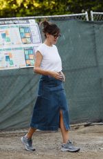 JENNIFER GARNER Checking on the Construction of Her New Home in Los Angeles 11/14/2021