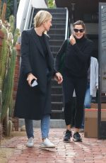 JENNIFER GARNER Leaves an Office in Brentwood 11/19/2021
