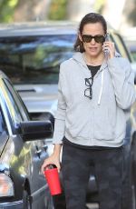 JENNIFER GARNER Out in Brentwood 11/10/2021