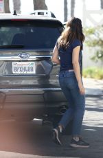 JENNIFER GARNER Out in Los Angeles 11/28/2021