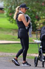 JENNIFER HAWKINS Out with Her Baby in Sydney 11/29/2021