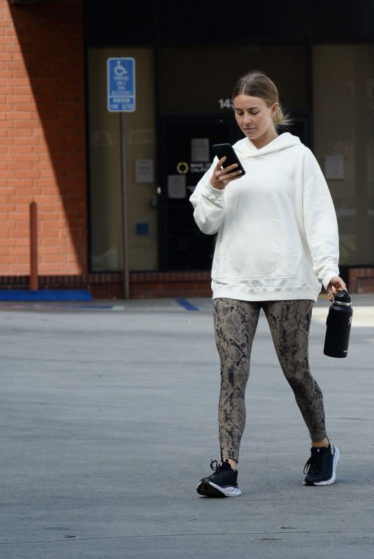 JULIANNE HOUGH Leaves a Gym in Los Angeles 11/07/2021