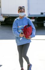 JULIETTE LEWIS Shopping at a Supermarket in Beverly Hills 11/24/2021
