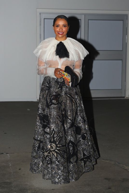 KAT GRAHAM Leaves Guggenheim Museum in New York 11/17/2021