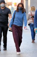 KATIE HOLMES Heading to Her Trailer on the Set of Rare Objects in New York 11/10/2021