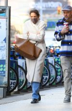 KATIE HOLMES Out and About in New York 11/23/2021