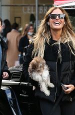 KELLY BENSIMON Out to Buy a Christmas Tree in New York 11/29/2021