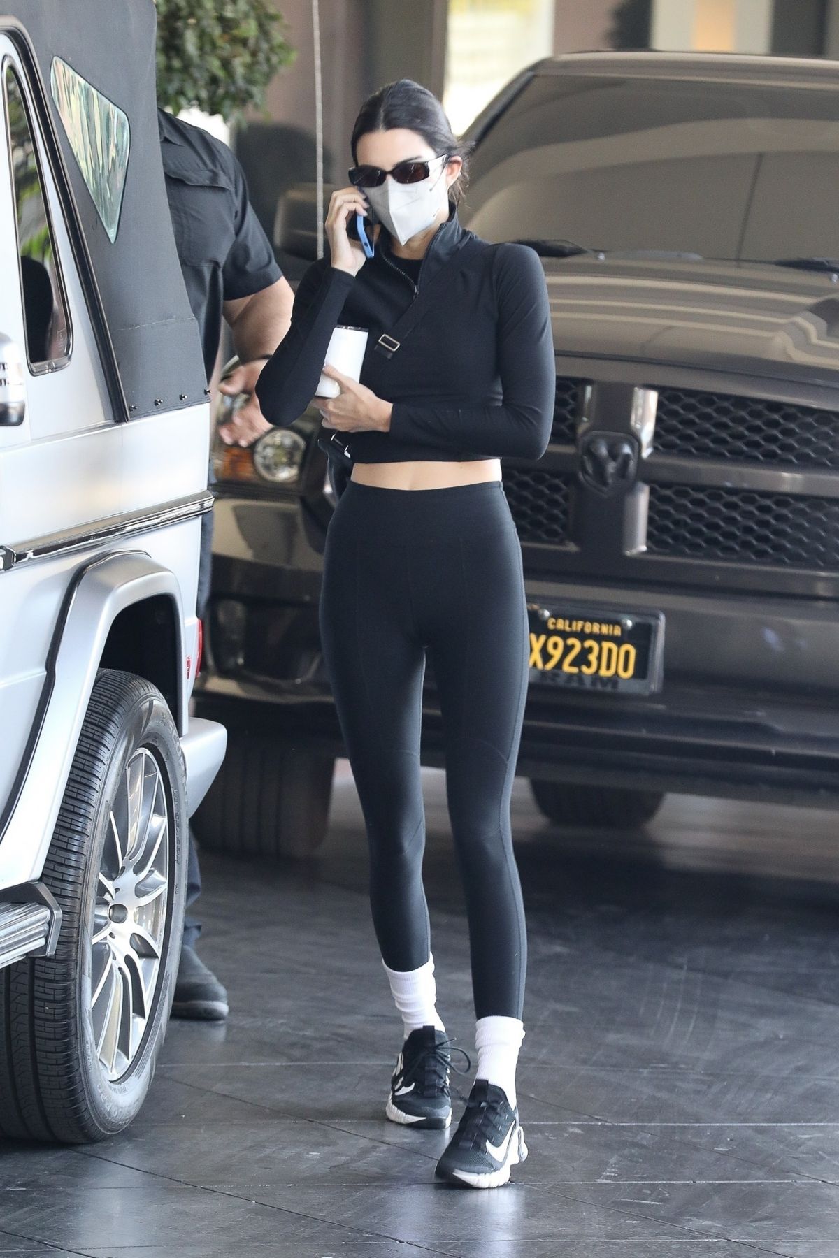KENDALL JENNER Arrives at a Business Building in Los Angeles 11/23/2021 ...