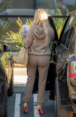 KHLOE KARDASHIAN Leaves an Office in Calabasas 11/12/2021