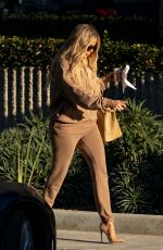 KHLOE KARDASHIAN Leaves an Office in Calabasas 11/12/2021