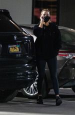 KHLOE KARDASHIAN Out in Woodland Hills 11/15/2021