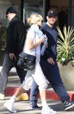 KIMBERLY STEWART Out for Lunch at Beverly Glen in Beverly Hills 11/26/2021